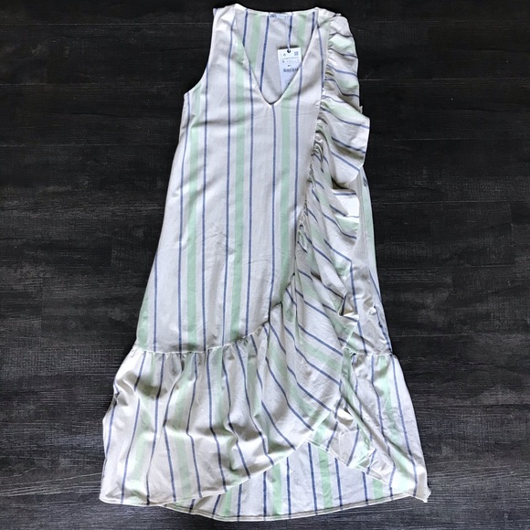 ZARA Rustic Dress with Ruffle Trim. Midi Dress - Picture 4 of 6